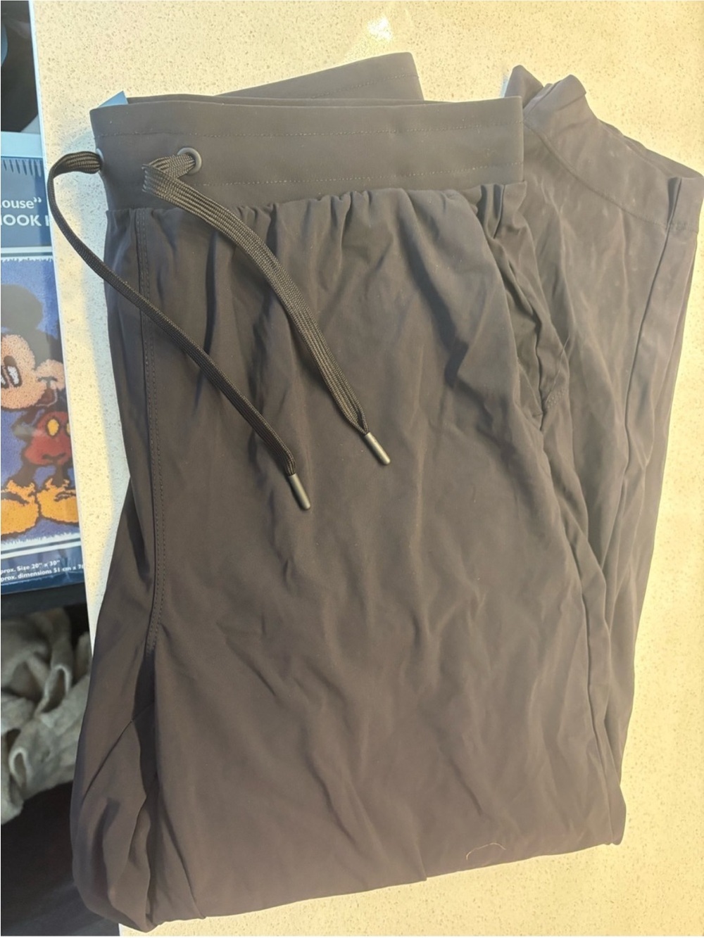 Kirkland Signature Active Lightweight Pant - Large - Picture 2 of 2